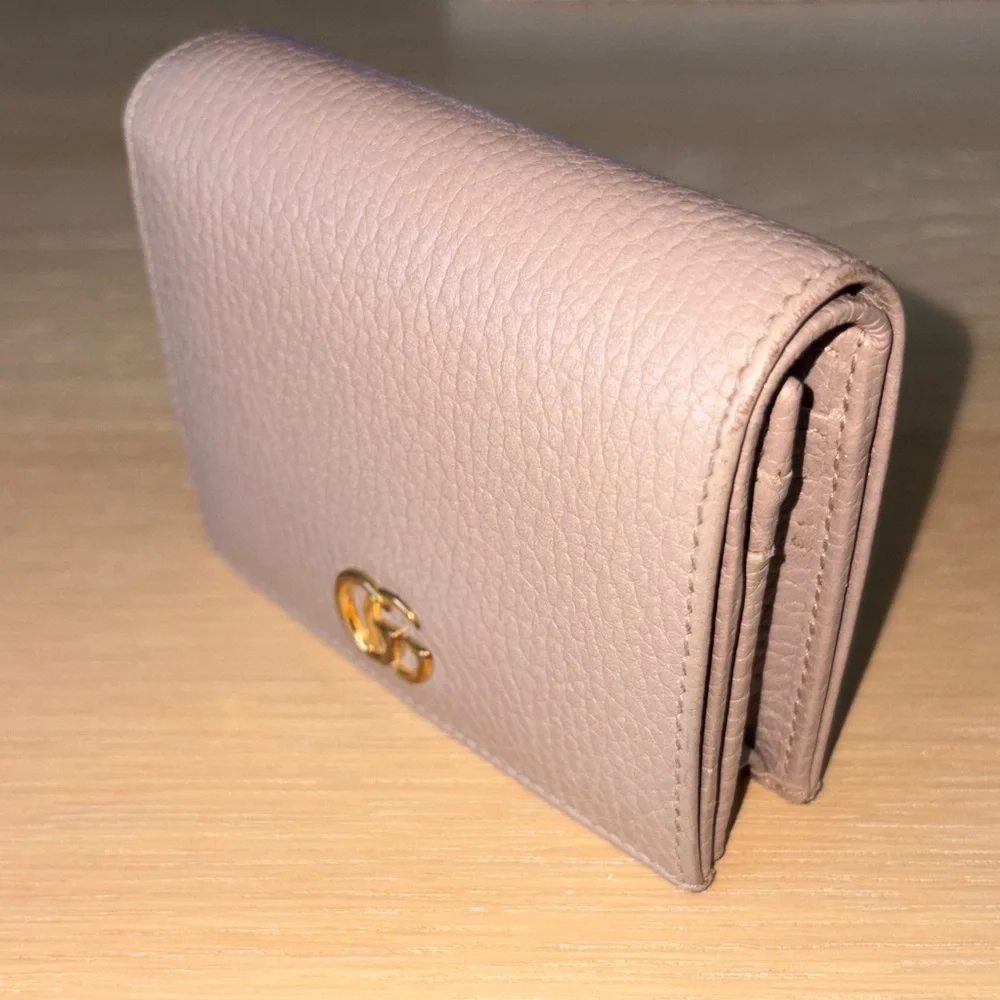 Gucci excellent except